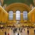 Grand Central Terminal a 100 ans! C’est aujourd’hui que la fabuleuse gare de New York fête son centenaire! Je vous laisse donc sur quelques photos pour savourer sa splendeur...