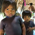 48 heures au coeur d’un village Embera Je me donne toujours pour défi d’être bonne dans ce que je fais, mais ce jour-là, j’étais loin d’être douée! Sylvania tentait...