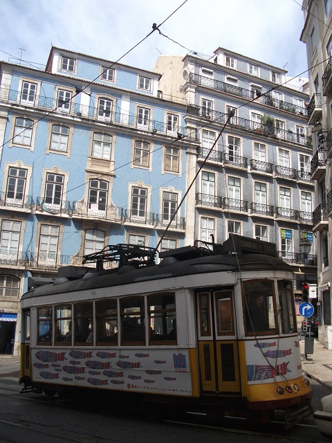 Tram menant au château