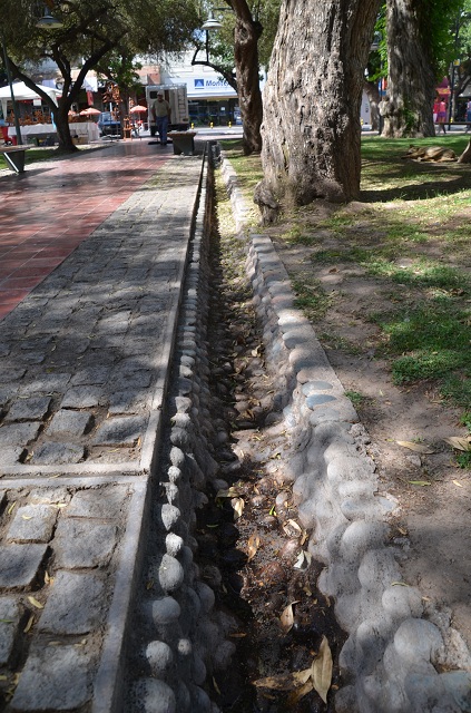 Canal d'irrigation - Maipu, province de Mendoza