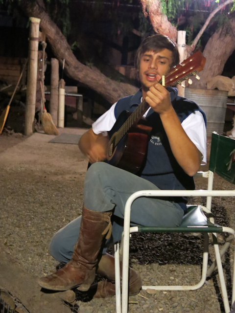 Ce gaucho nous chante la pomme - Mendoza, Argentine