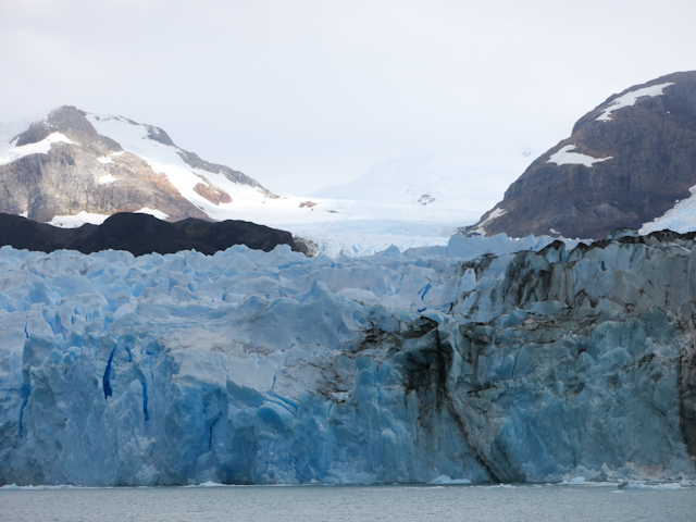 Glacier de face, tout près - Cruceros MarPatag - El Calafate, Argentine
