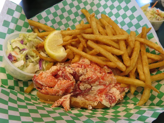 Lobster Roll au Yankee Lobster Co. - Boston, États-Unis