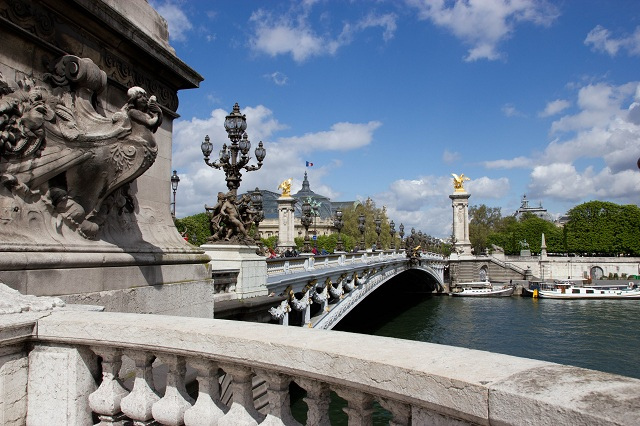 Pont Alexandre III et la Seine - Paris