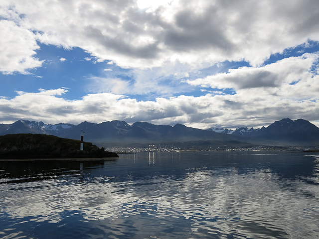 Reflets sur l'eau - Ushuaia, Argentine