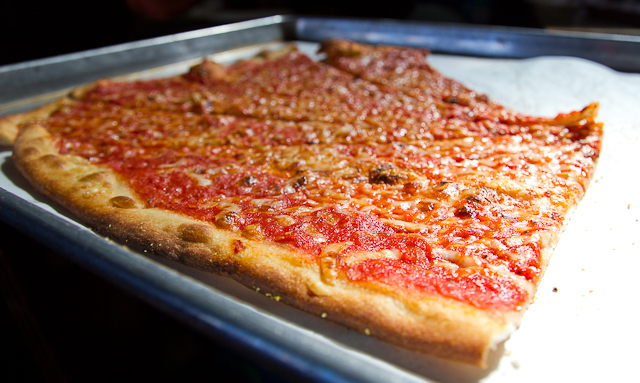 Pizza de chez Piece - Chicago, Illinois