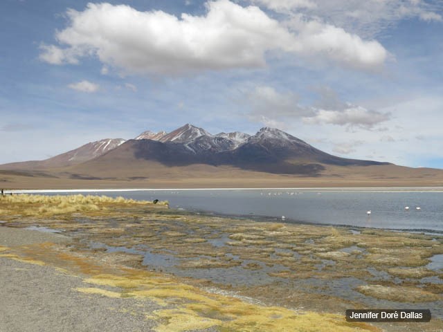 Lagune et sommets enneigés - Désert de sel - Salar d'Uyuni, Bolivie