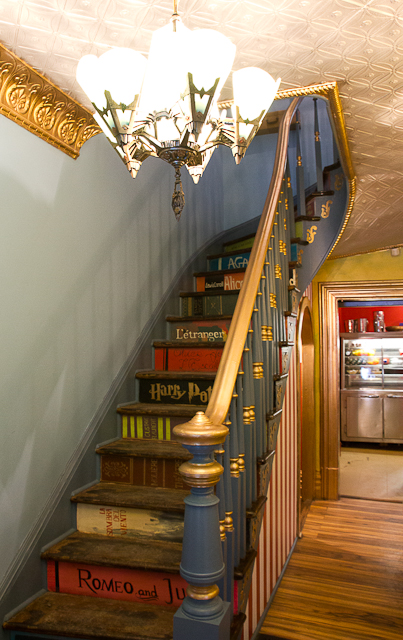 Mon coup de coeur, le biblio-escalier - Bistro Le Forain - Gatineau, Outaouais