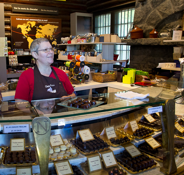 Au comptoir de ChocoMotive - Montebello, Outaouais