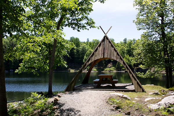 Dans les sentiers du Parc Oméga - Montebello, Outaouais