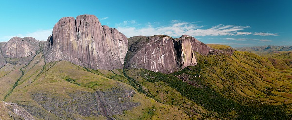 La vallée du Tsaranoro à Madagascar