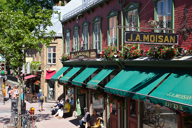 Épicerie J.A. Moisan - Québec, Canada