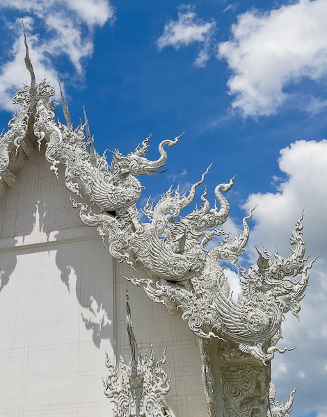 Détails du toit du Temple Blanc (White Temple) - Chiang Rai, Thaïlande