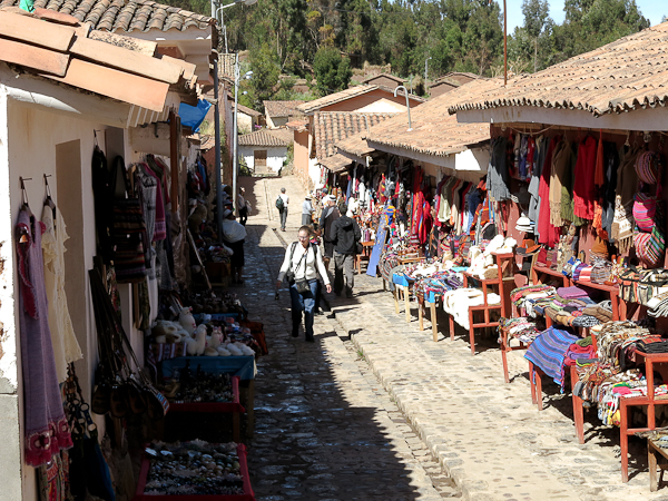 Le centre commercial local - dans la vallée sacrée du Pérou