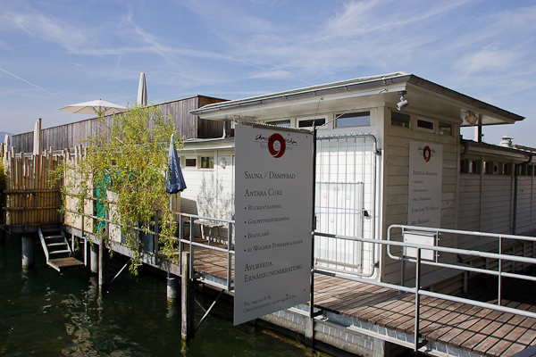 Bains publiques pour se baigner dans le Limmatt - Zurich, Suisse