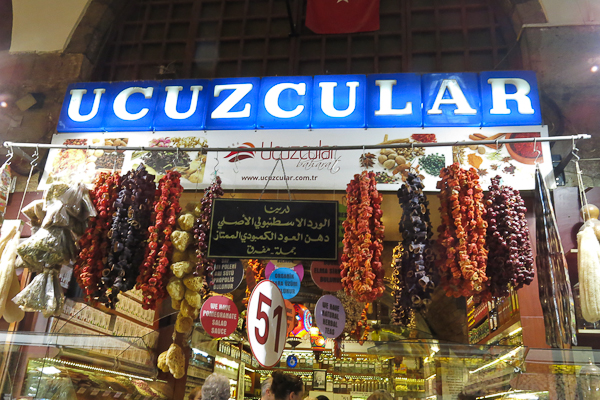 boutique Ucuzcular - Marché aux épices - Istanbul, Turquie