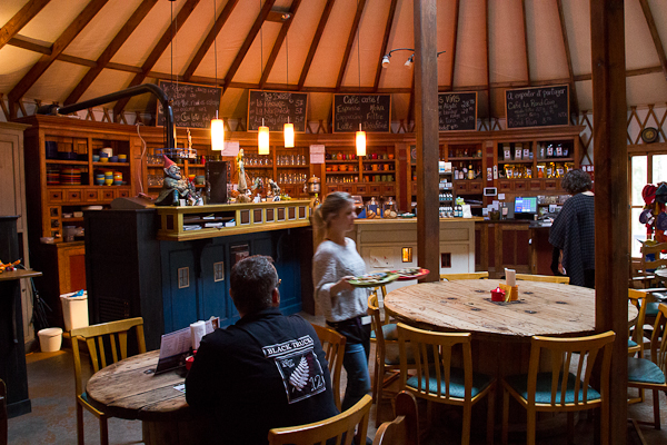 Intérieur du Rond Coin - St-Elie-de-Caxton, Mauricie