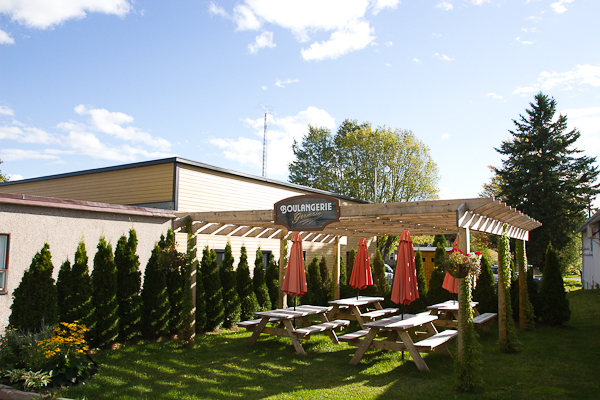 Terrasse - Boulangerie Germain - Sainte-Thècle - Mauricie