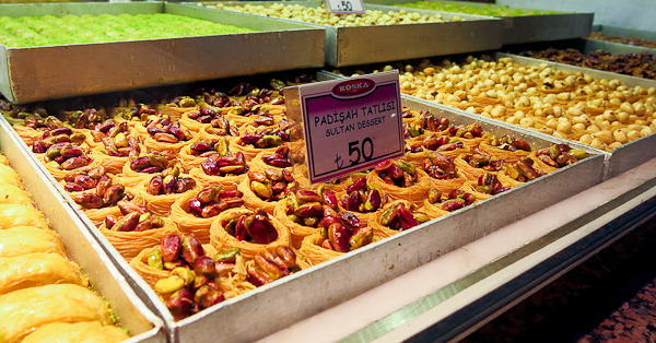 Baklavas en nids d'oiseaux - Istanbul, Turquie