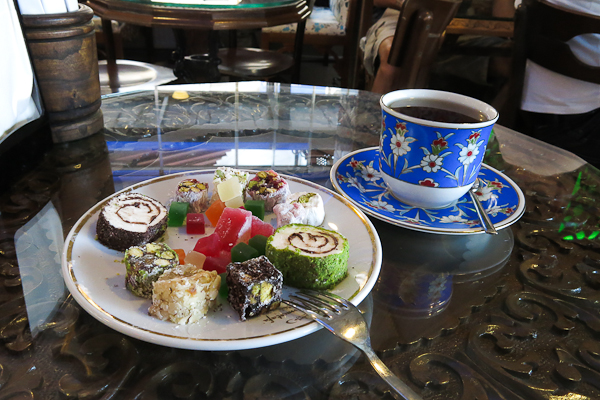 Petite collation sucrée typique - Istanbul, Turquie