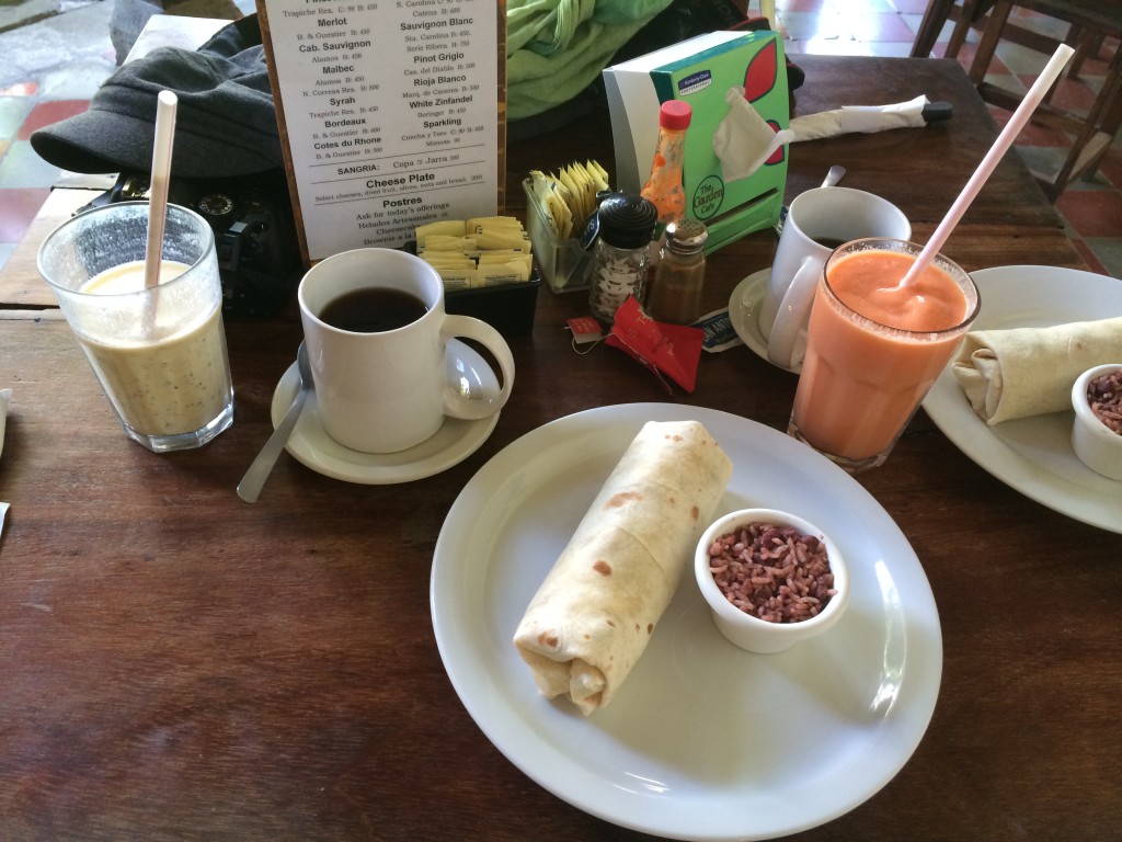 Burrito du The Garden Cafe, Granada, Nicaragua