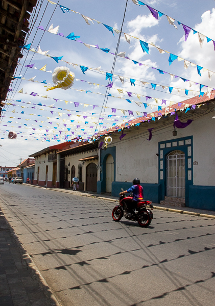 Les festivités de Pâques sont colorées au Nicaragua, ici à Leon