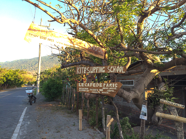 École de kitesurf française, ils servent même des quiches lorraines! - Ometepe, Nicaragua