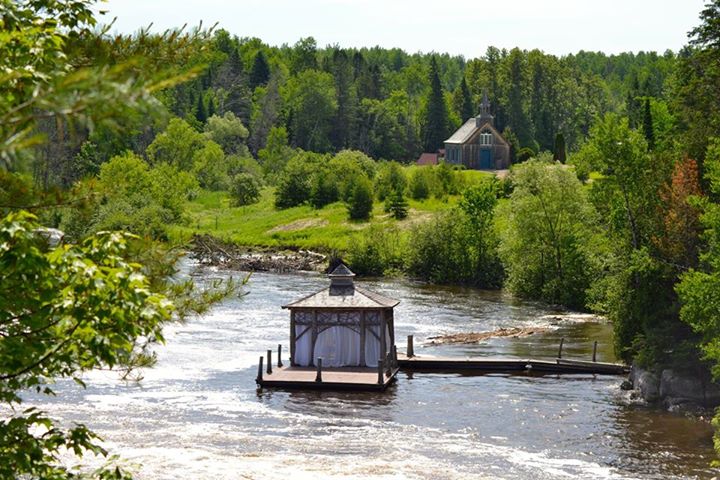 Massage au fil de l'eau - Baluchon Éco-villégiature