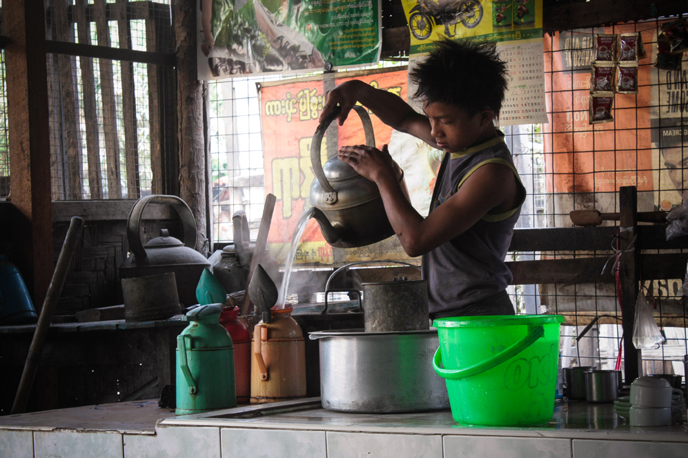 Stories of inspiration-Myanmar - Tea shop à Mandalay