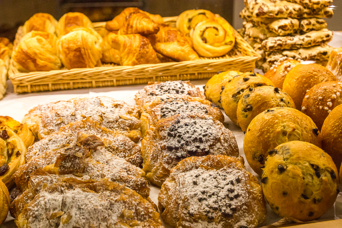 Viennoiseries - La Petite Boulangerie - Nantes, France