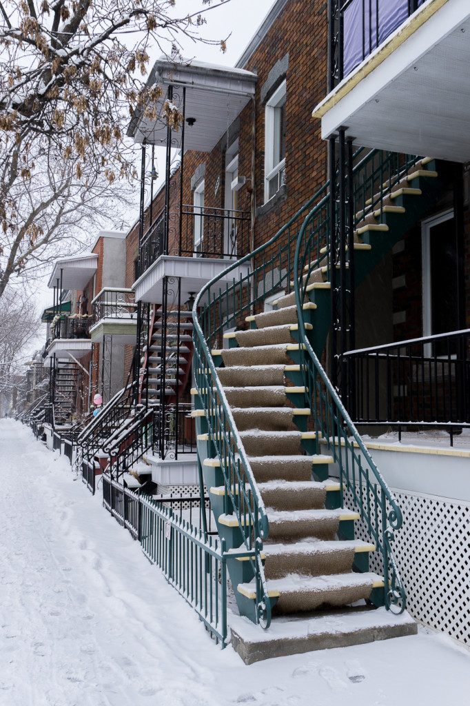 Les escaliers classiques de Villeray - Montréal, Québec, Canada-7