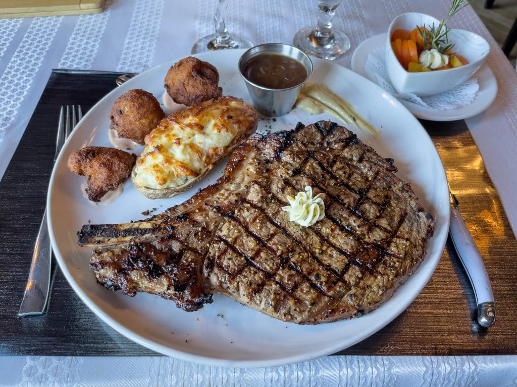 Steak au Chantal's Steakhouse où manger à Edmundston