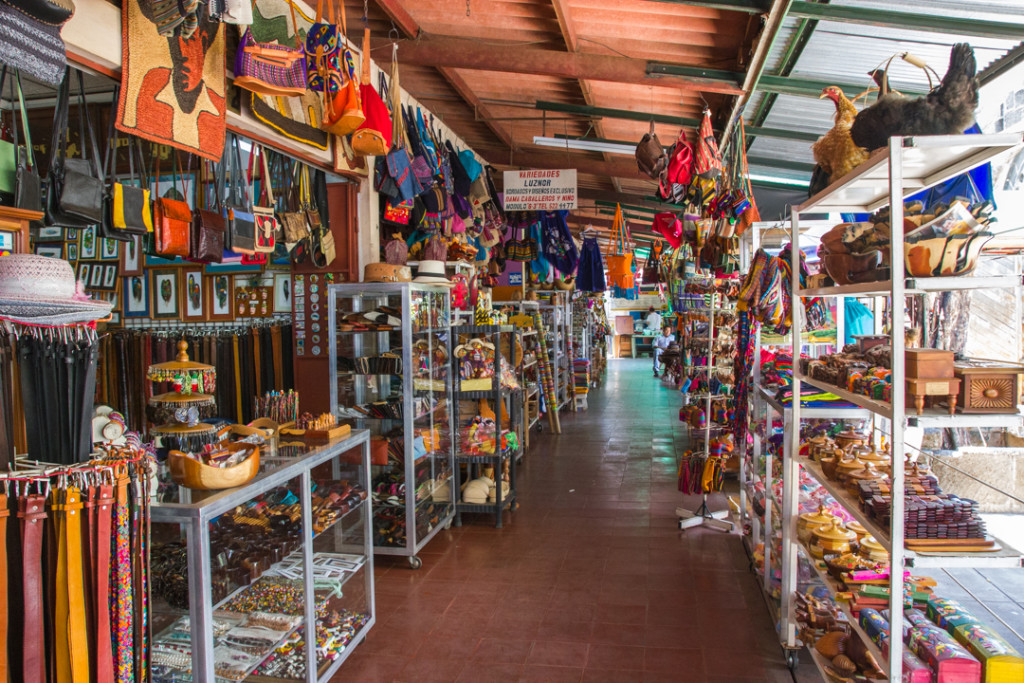 Allee du marche de MAsaya pres de Granada