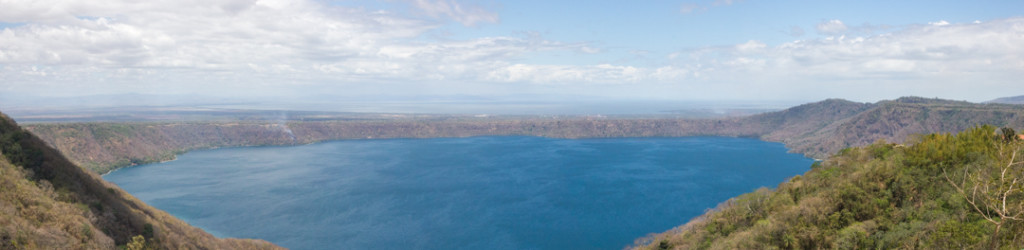 Panorama de la Laguna de Apoyo vu de Catarina