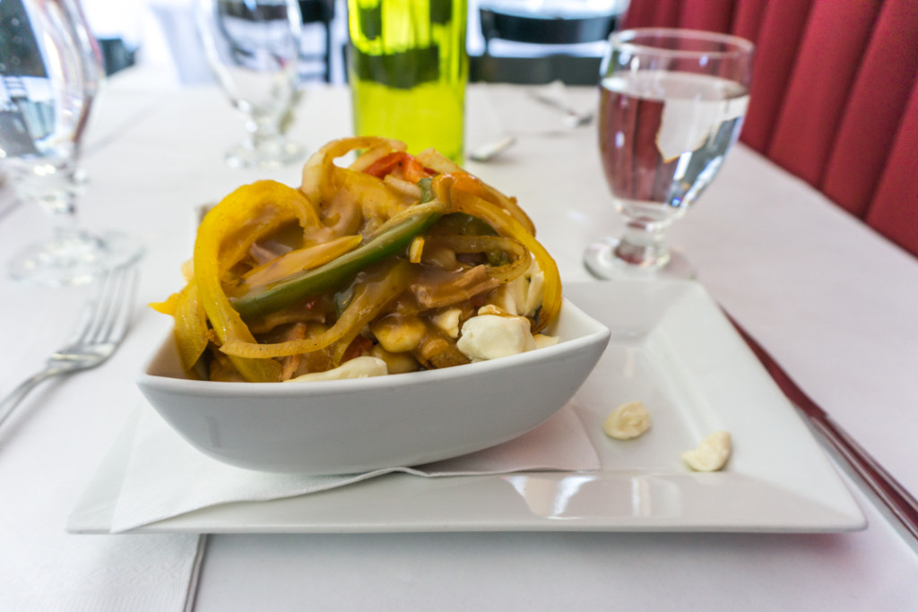 Poutine au Saguenay-Lac-Saint-Jean - Chez Perron