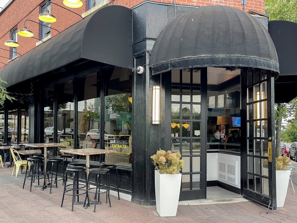 Façace du Bistro L'Entracte