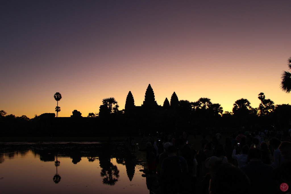 Angkor Wat au lever du soleil, Cambodge par Povécham