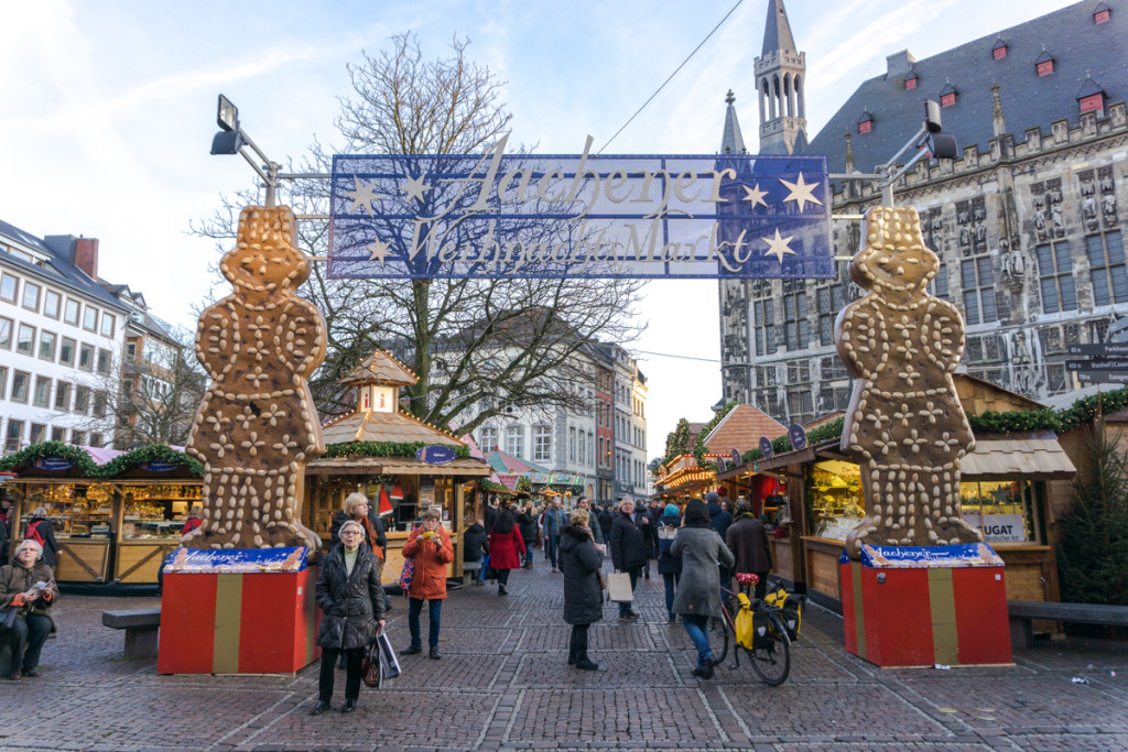 Entrée du marché de Noël allemagne à Aachen, Allemagne