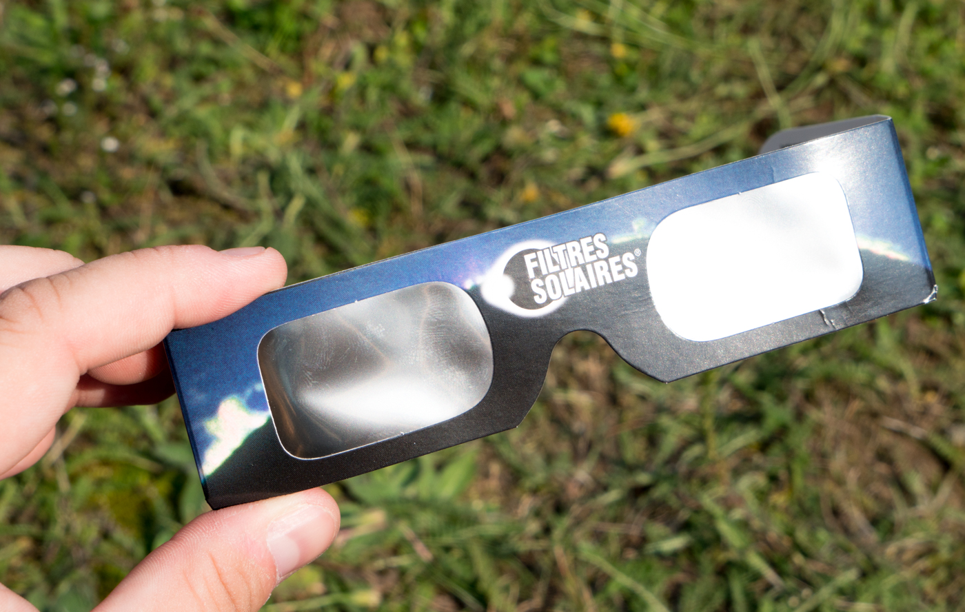 Lunettes pour l'éclipse 2017 à l'AstroLab du Parc national du Mont-Mégantic