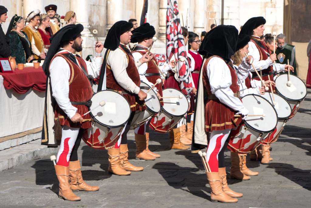 Musiciens en joute à Lucca