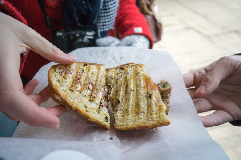 sandwich à la viande grillée