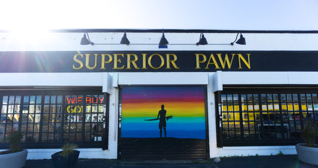 Boutique Superior Pawn - Street art dans le quartier hipster derrière le boardwalk et la plage