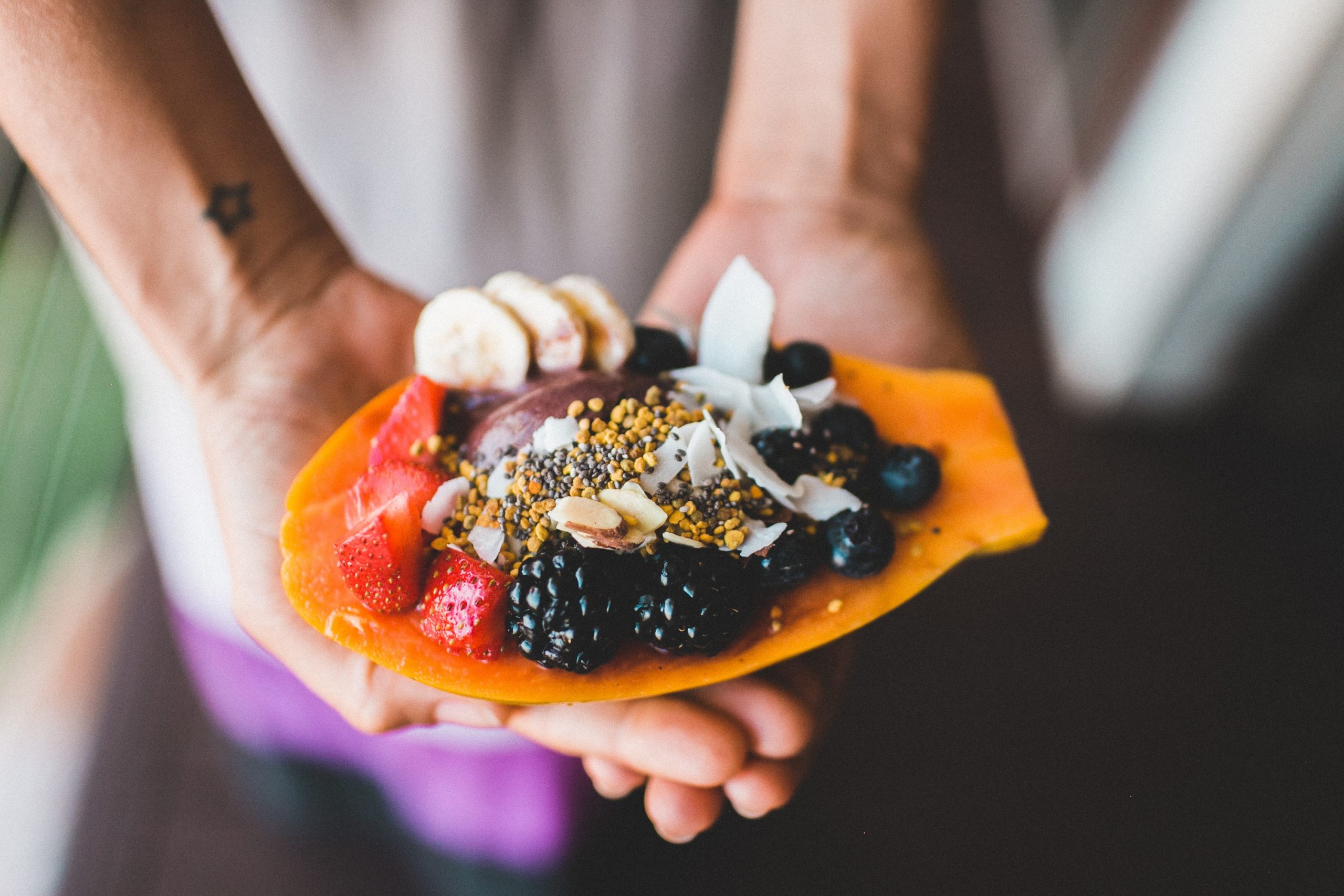 Bol de fruits - Rester en santé en voyage - Quoi apporter en voyage