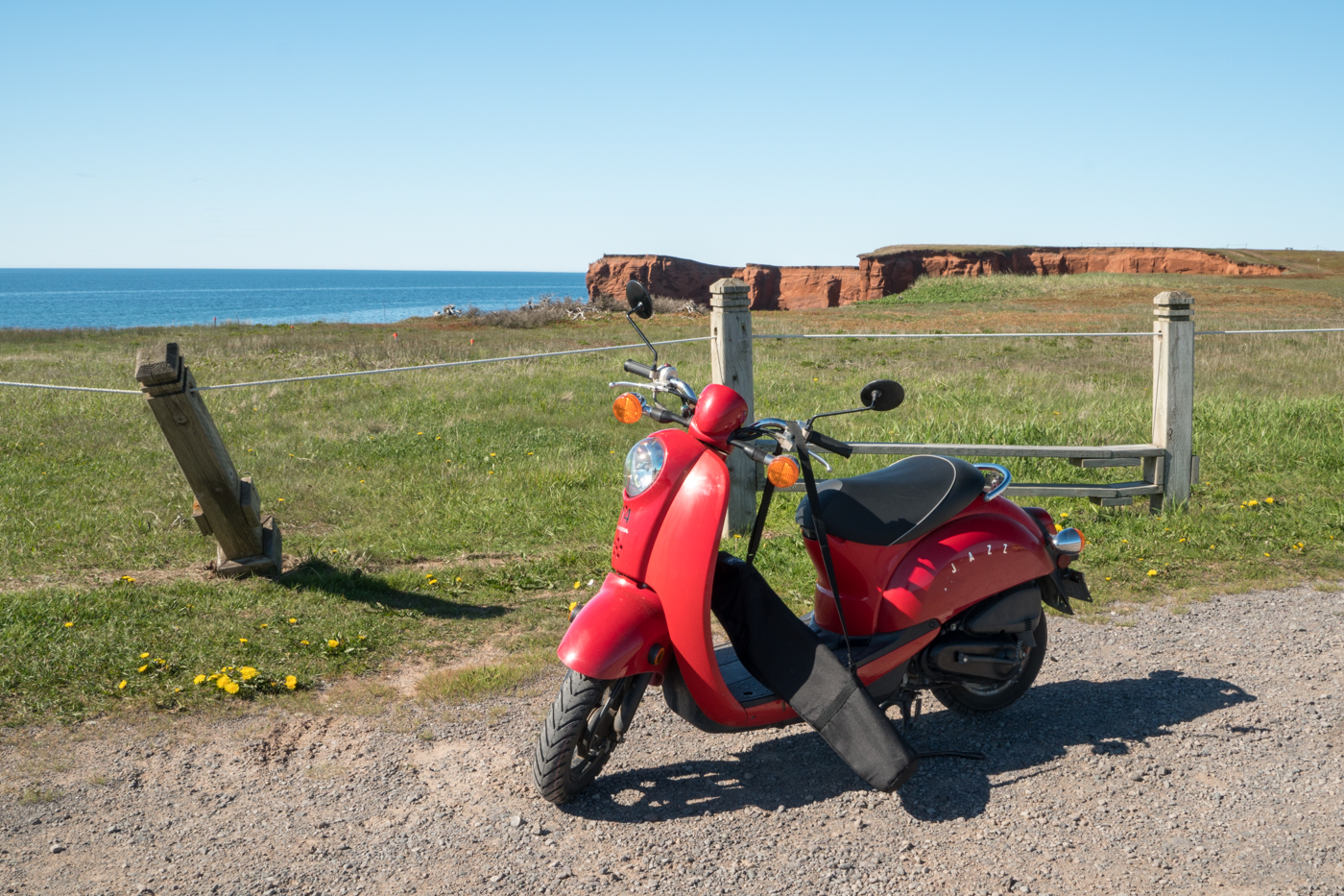 Scooter de l'agence de location des îles de la Madeleine - Belle-Anse