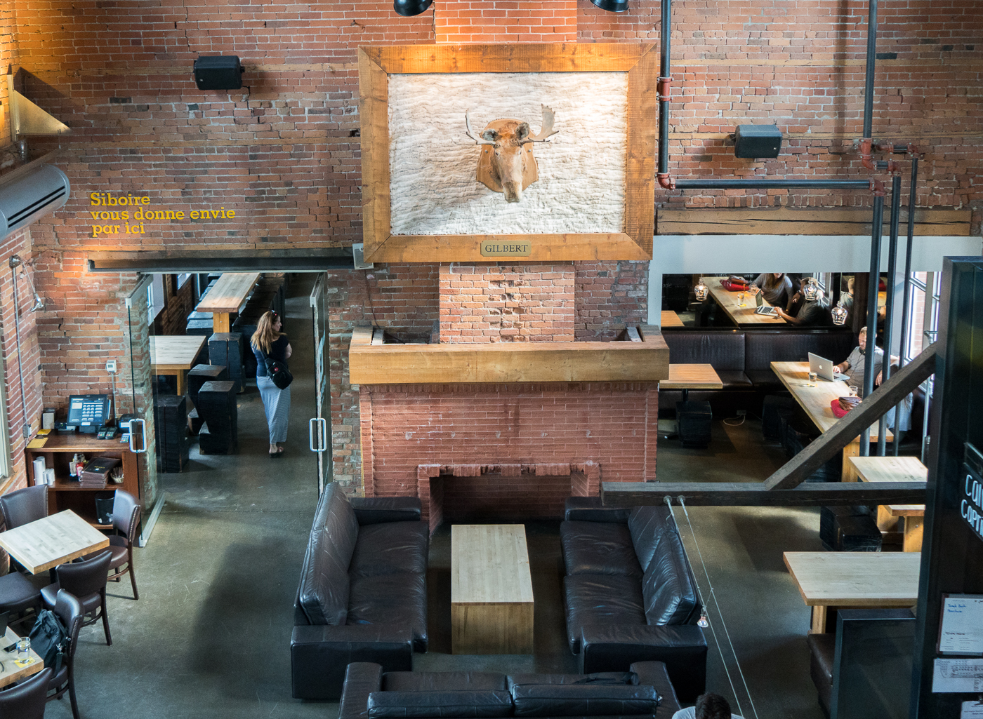 Décor du Siboire Dépôt de Sherbrooke, Québec - microbrasserie des Cantons-de-l'Est