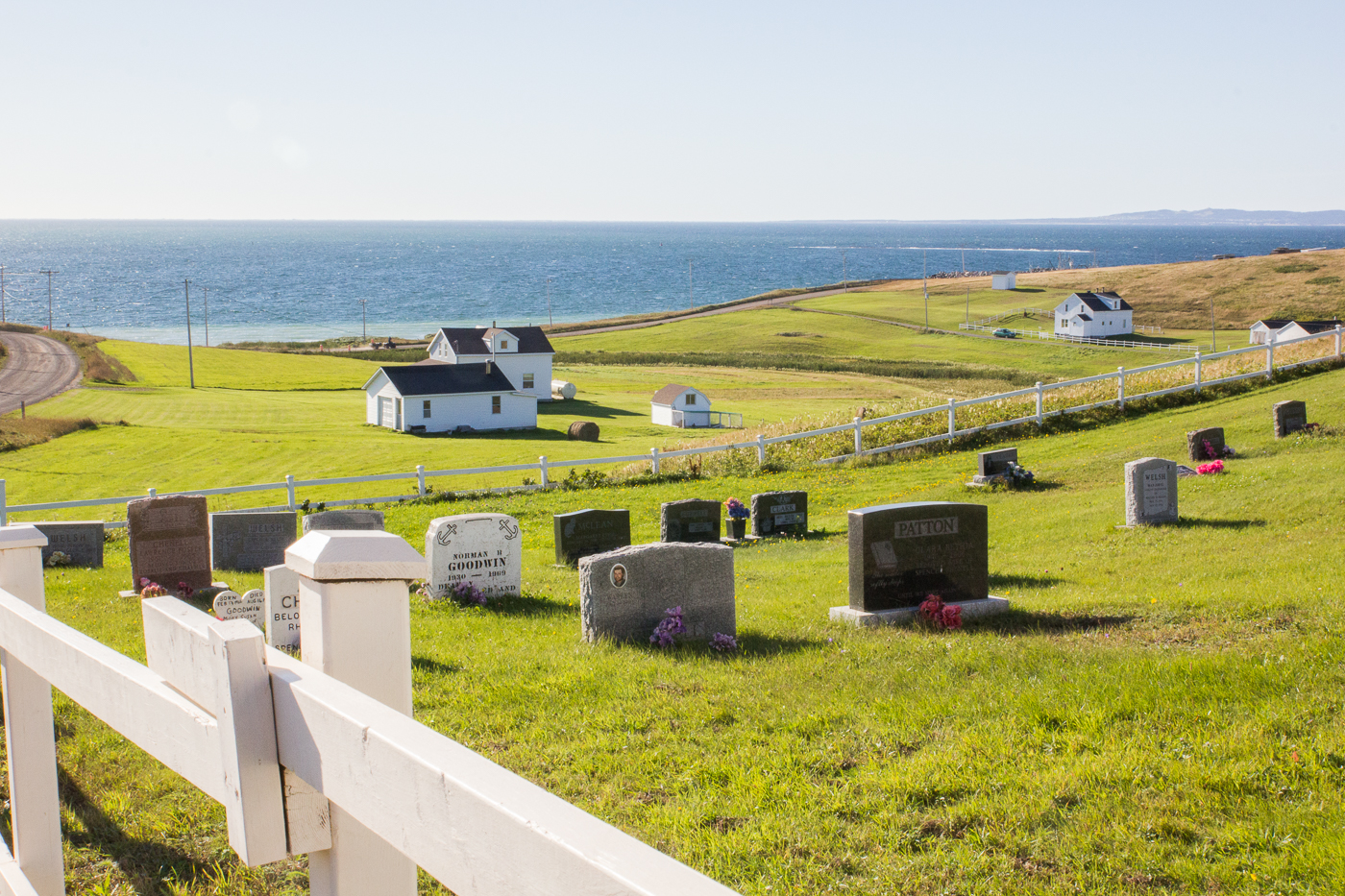 Cimetière avec vue - Île d'Entrée