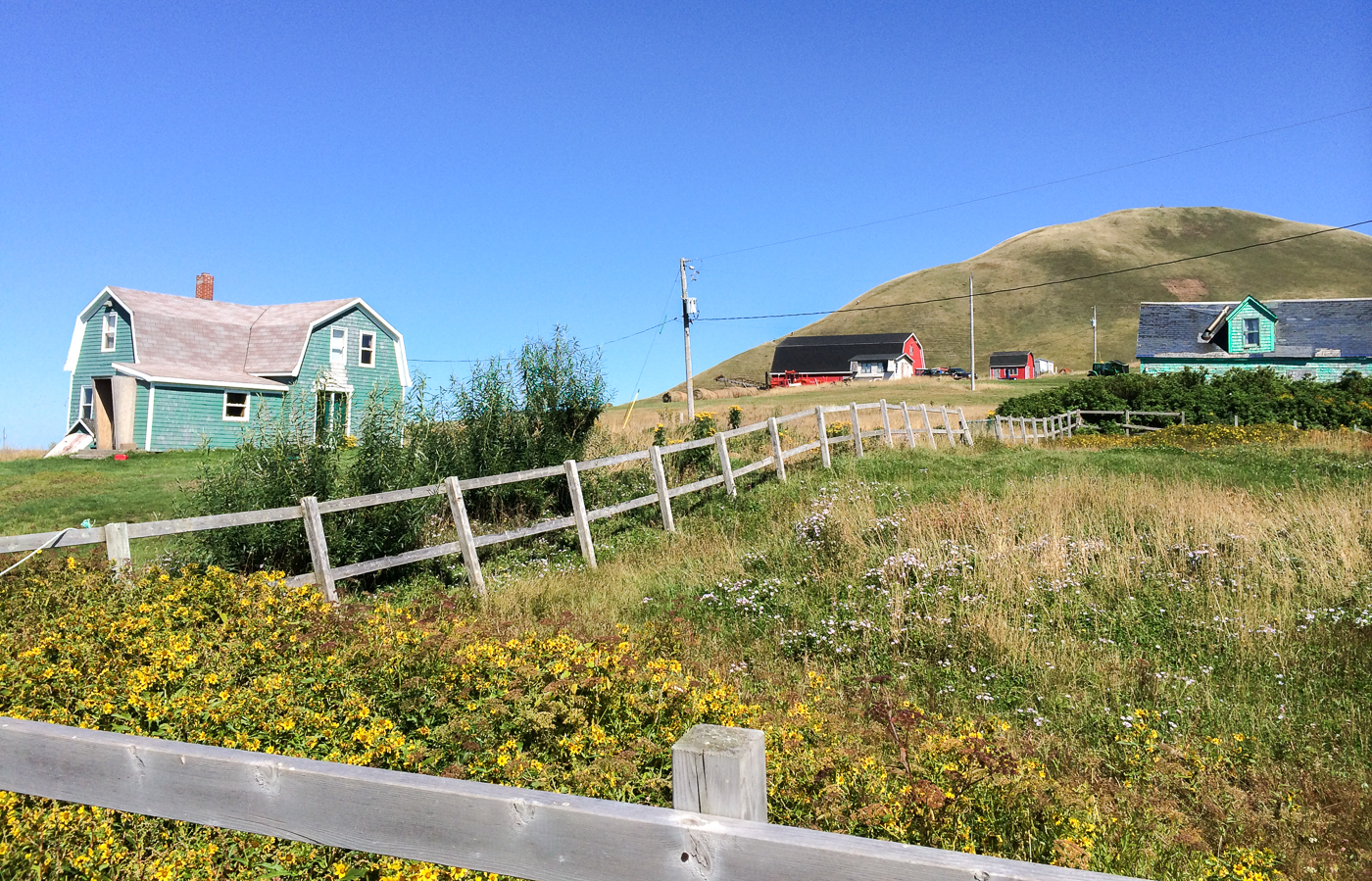 Maison colorée à l'île d'Entrée - Îles de la Madeleine