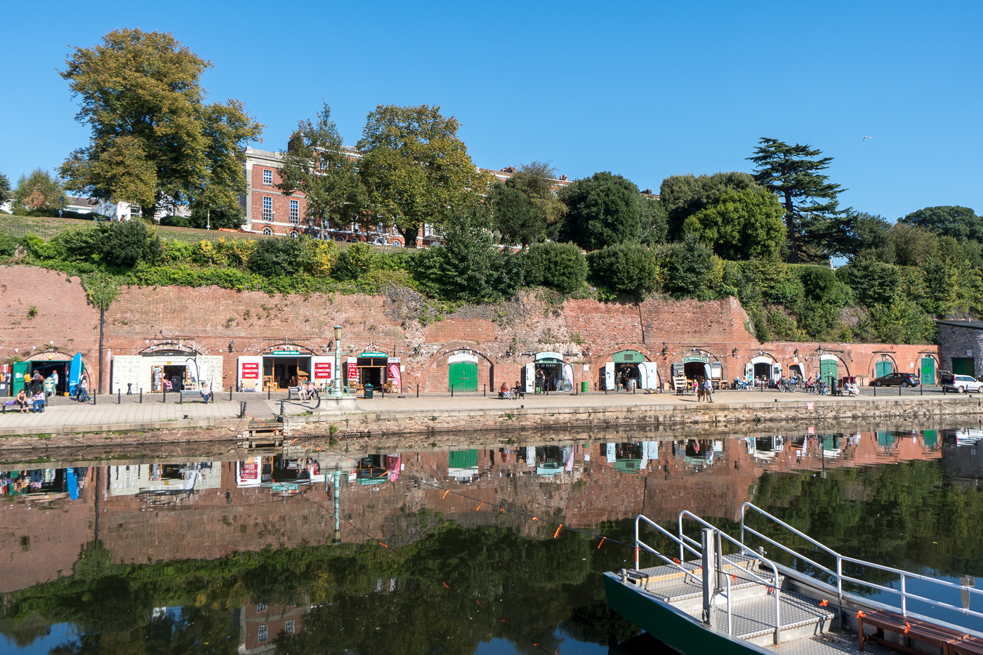 Exeter Quayside - promenade au bord de l'eau