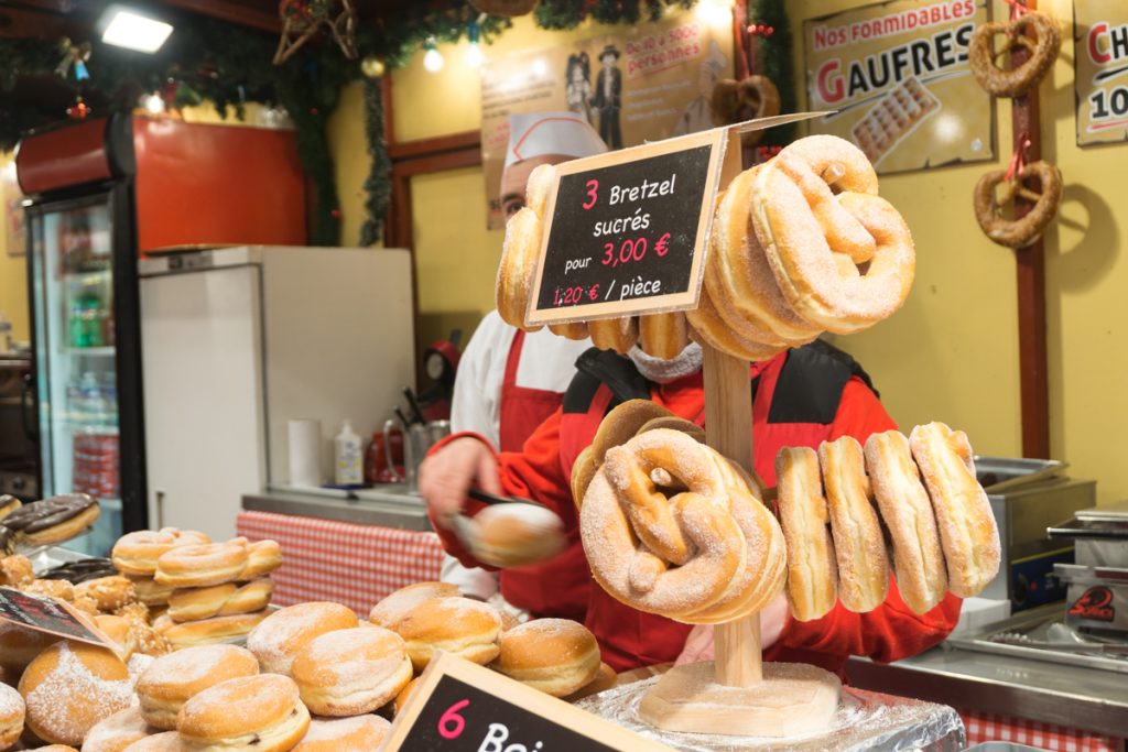 kiosque de bretzels - Marché de Noël en France