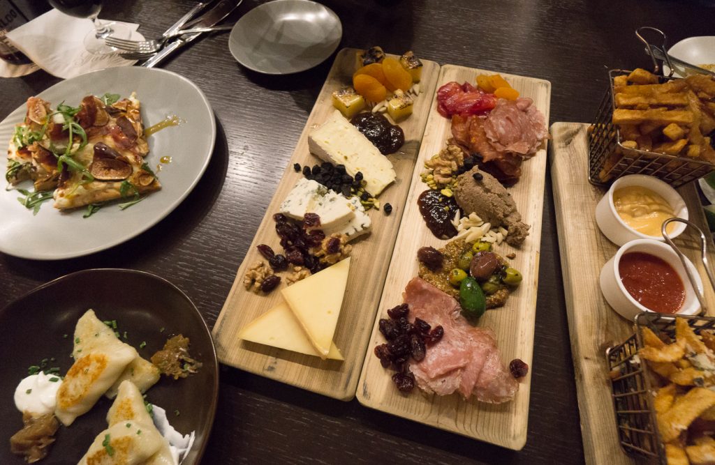 Plateaux fromages et charcuterie, Zoe's Lounge - Fairmont Château Laurier